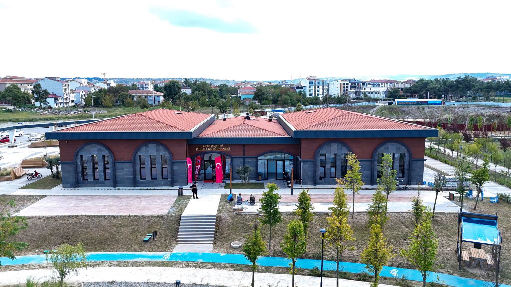 Bafra Mi̇llet Kütüphanesi̇ Kapilarini Açti (1)