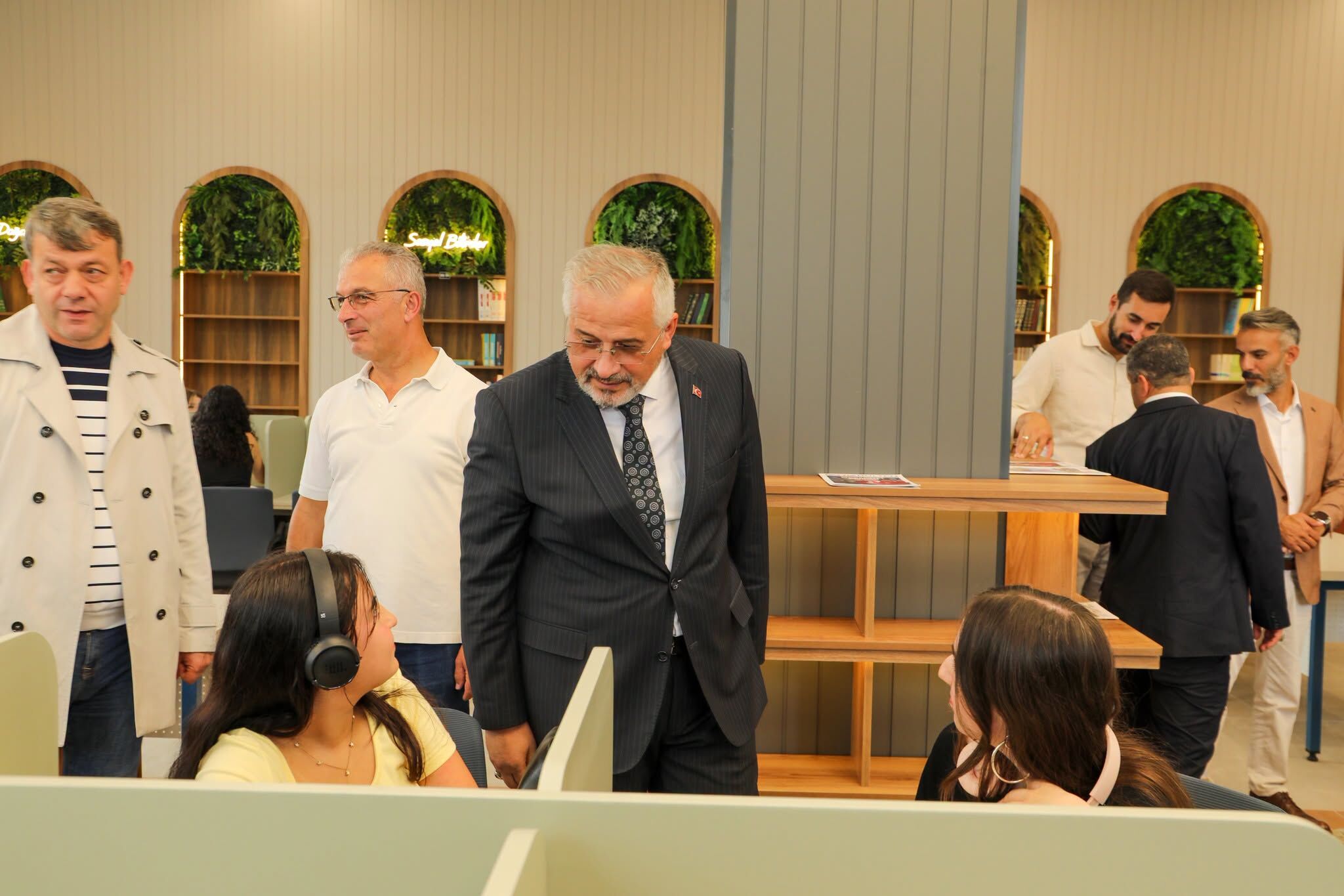 Başkan Kiliç “Eği̇ti̇me Ve Geleceğe Yatirim Yapmaya Devam Edi̇yoruz” (4)