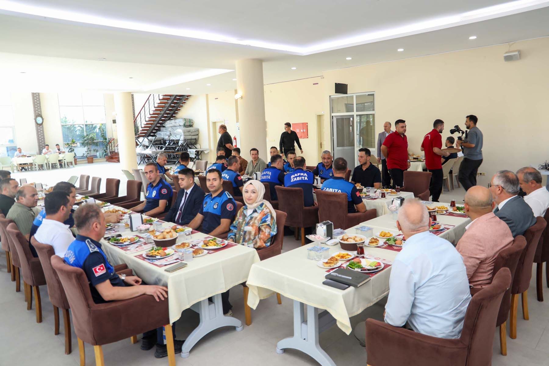 Başkan Kiliç, Zabita Personeli̇yle Bi̇r Araya Geldi̇ (3)