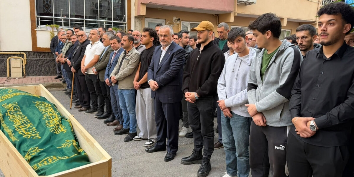 Gazeteci Mustafa Çalışkan Dualarla Son Yolculuğuna Uğurlandı 2