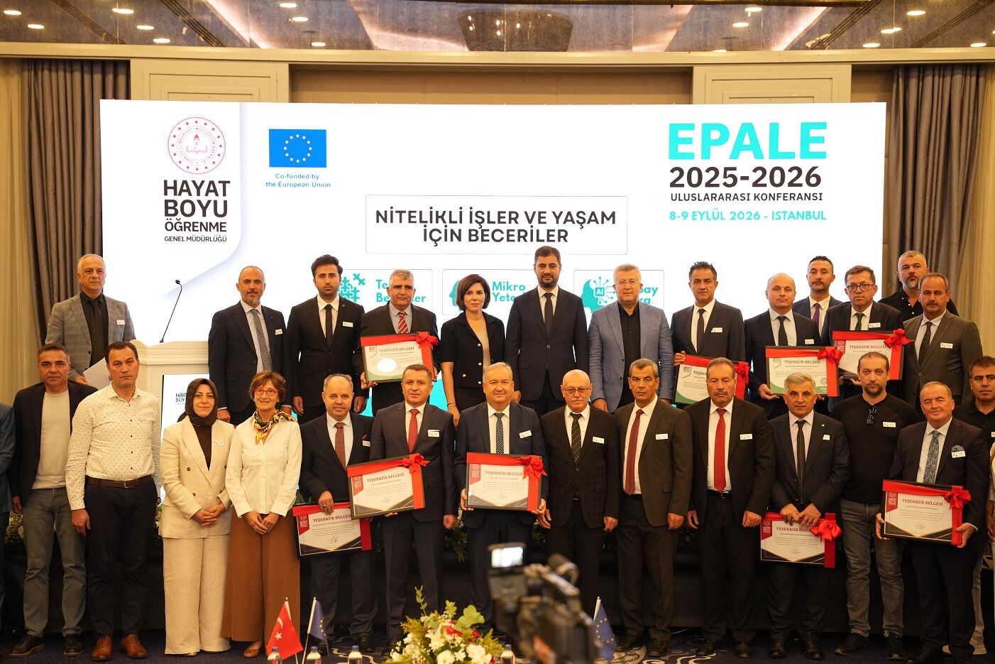 Hemkap'ta Birincilik Bafra Halk Eğitim Merkezinin Oldu (6)