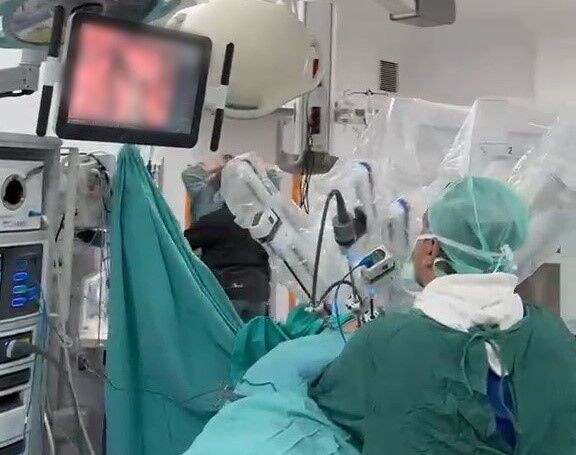 Karadeniz'de Ilk Robot Yardımlı Akciğer Kanseri Ameliyatı Gerçekleştirildi (1)