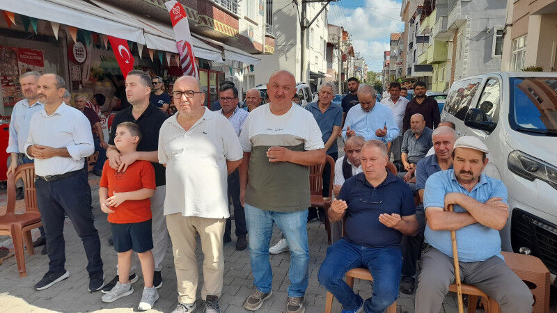 Nezi̇re Güngör Dualarla Son Yolculuğuna Uğurlandi (6)