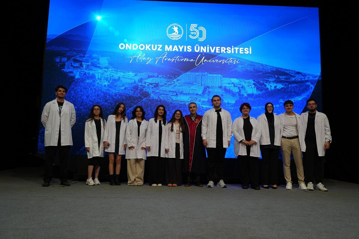 Omü Tıp Fakültesinde 250 Öğrenci Beyaz Önlük Giydi (1)
