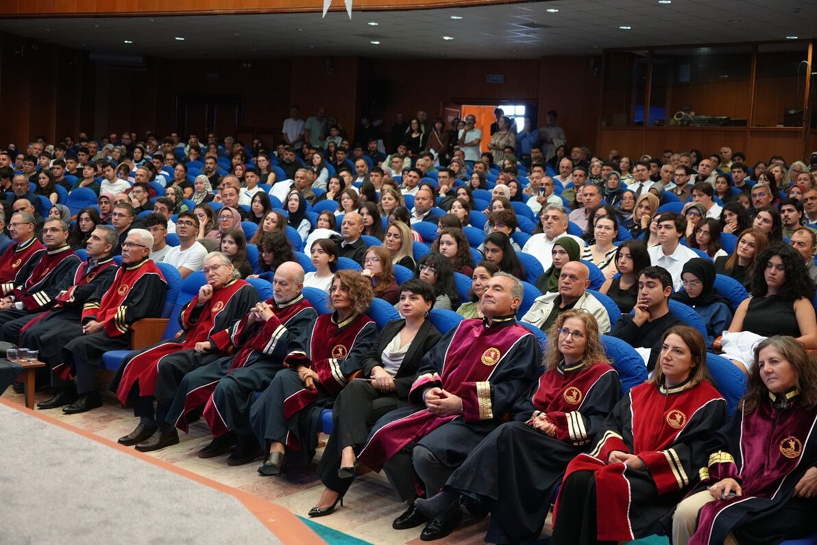 Omü Tıp Fakültesinde 250 Öğrenci Beyaz Önlük Giydi (4)
