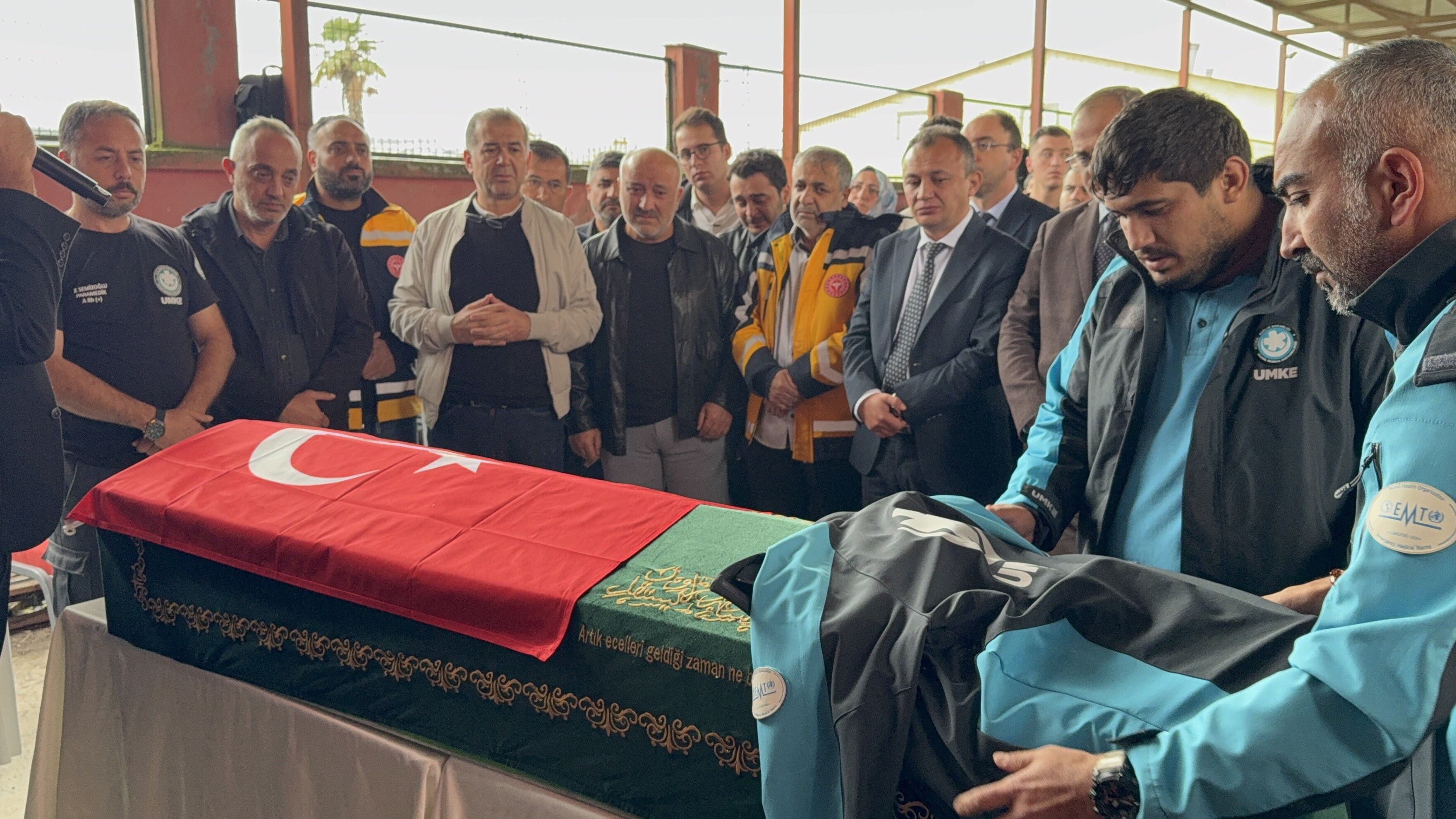 Organ Nakli Yolunda Hayatını Kaybeden Hemşire Gözyaşlarıyla Uğurlandı (1)