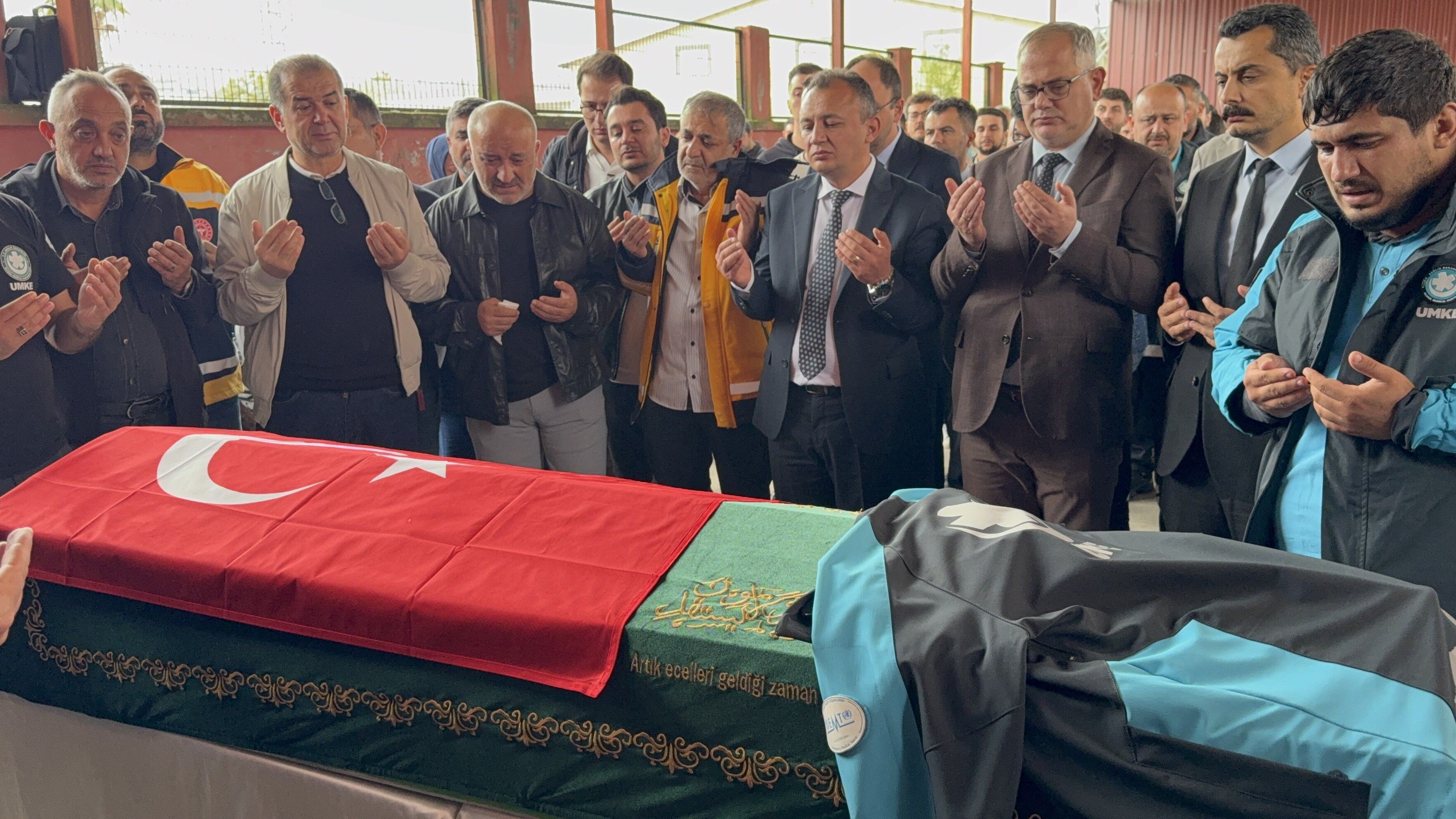 Organ Nakli Yolunda Hayatını Kaybeden Hemşire Gözyaşlarıyla Uğurlandı (6)