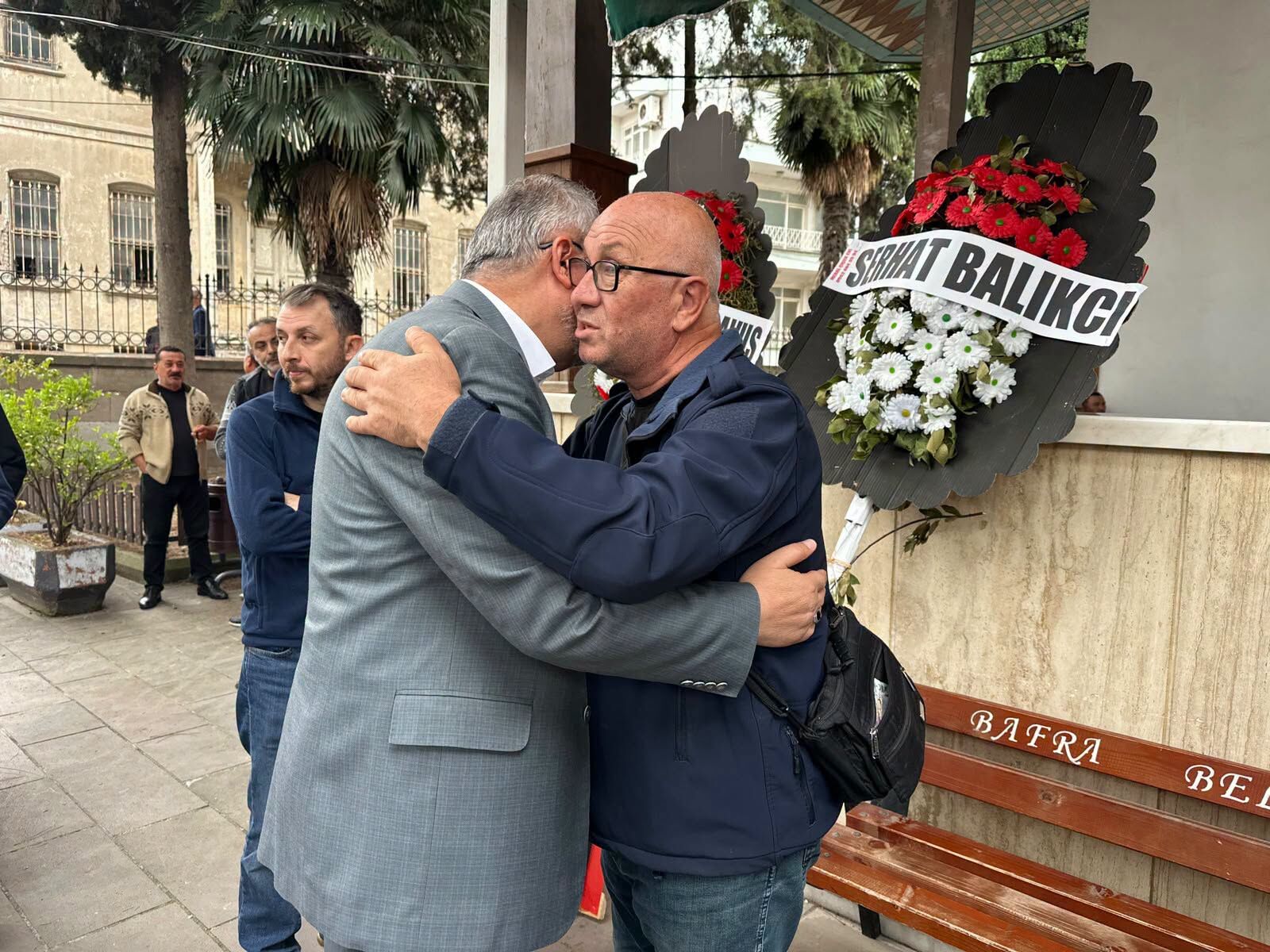Özdemi̇r Ai̇lesi̇ni̇n Aci Günü; Kerem Özdemi̇r Dualarla Ebedi̇yete Uğurlandi (1)
