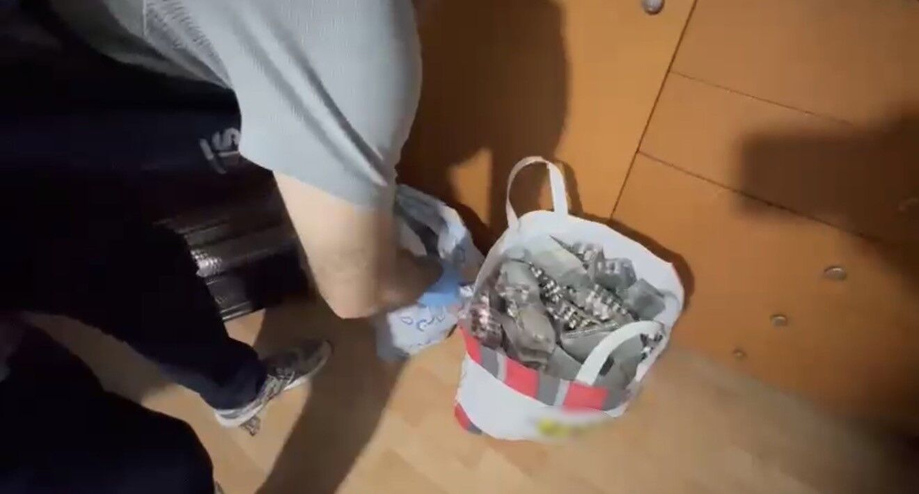Samsun'da Ikamette 13 Bin 48 Sentetik Ecza Hap Ele Geçirildi