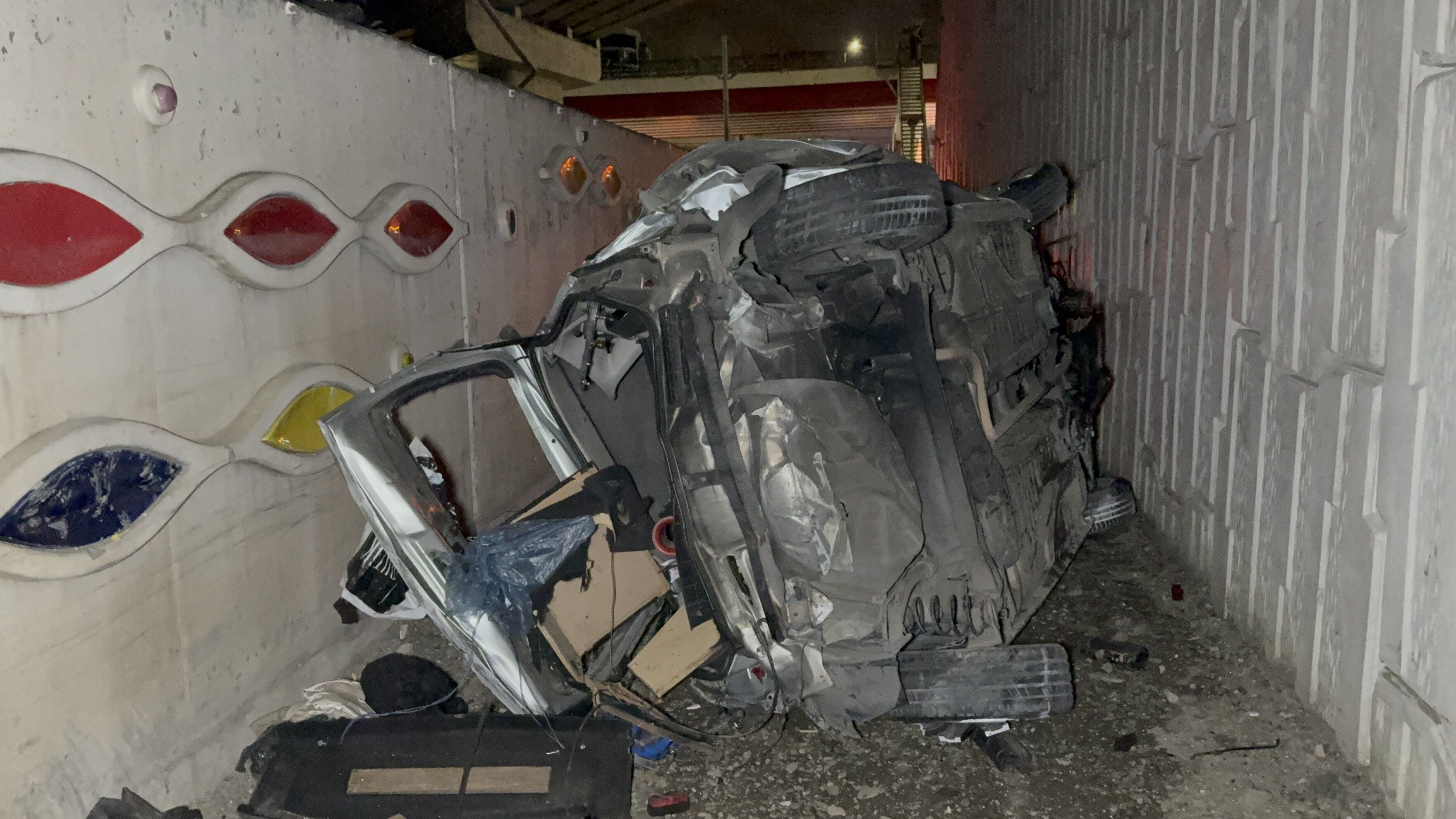 Samsun'da Takla Atarak Hurdaya Dönen Otomobilde 2 Kişi Yaralandı (2)