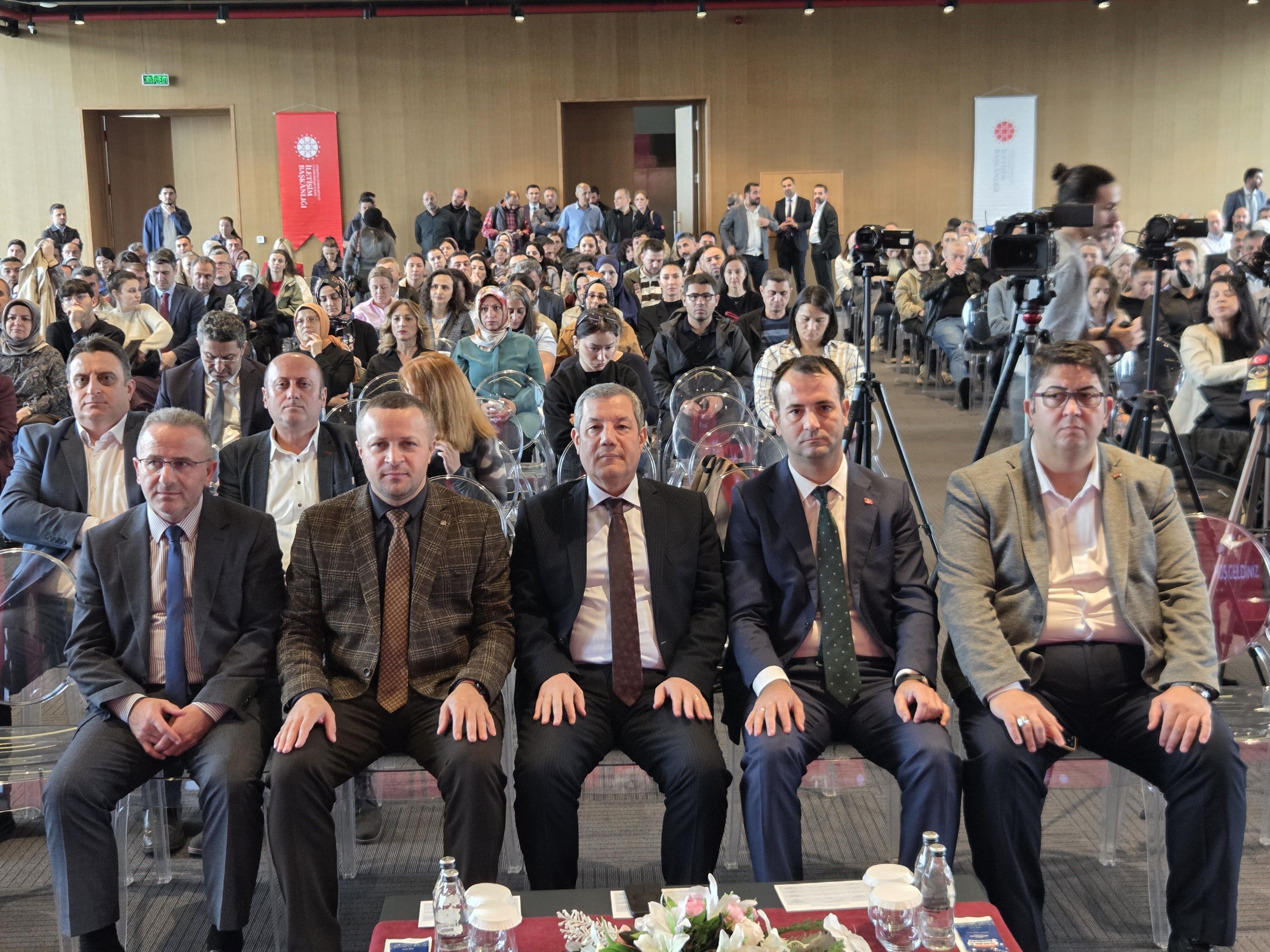Vali Yardımcısı Vekili Bulacak