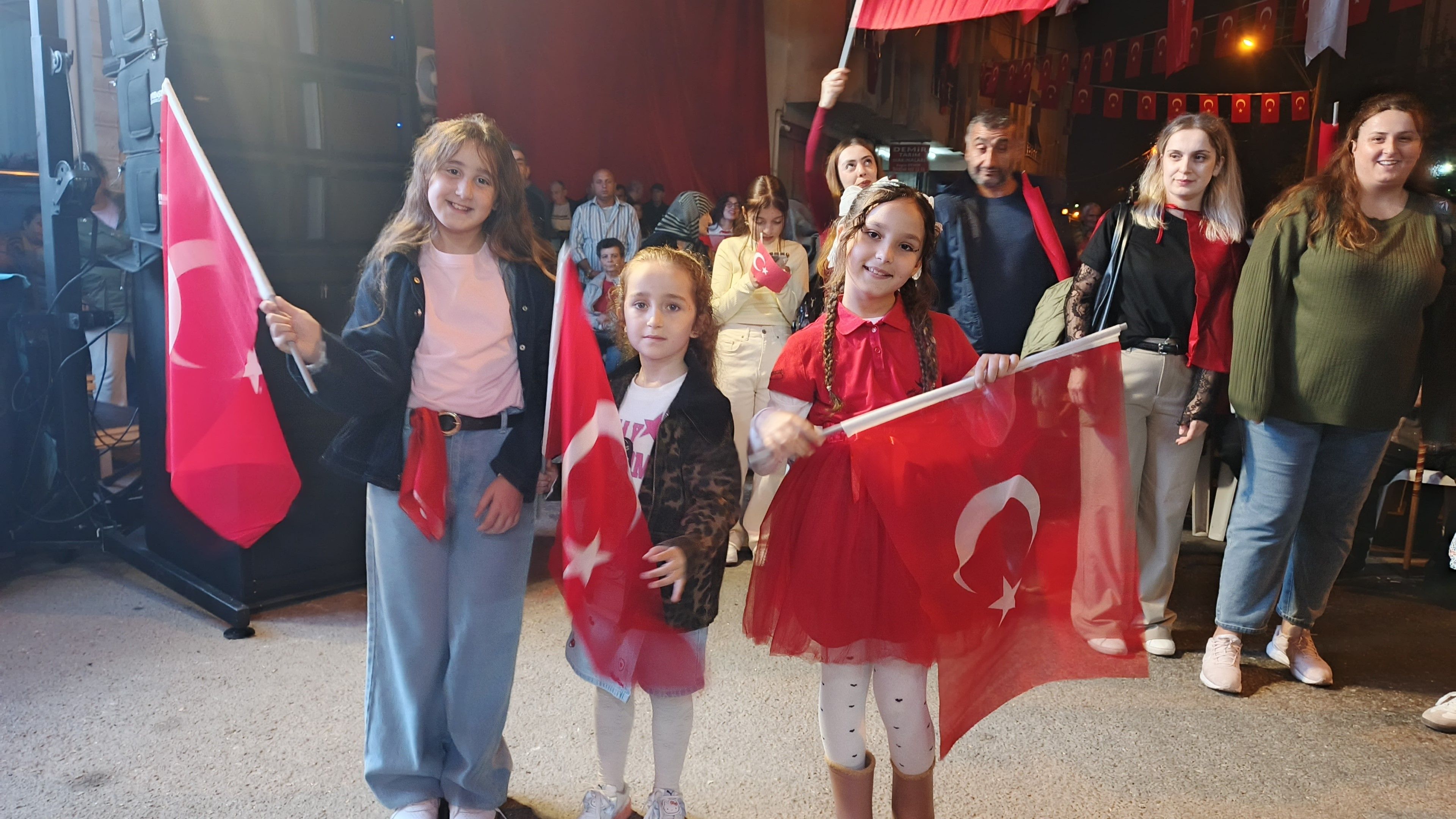 Bafra Gazipaşa Mahallesi'nde Cumhuriyet Coşkusu2