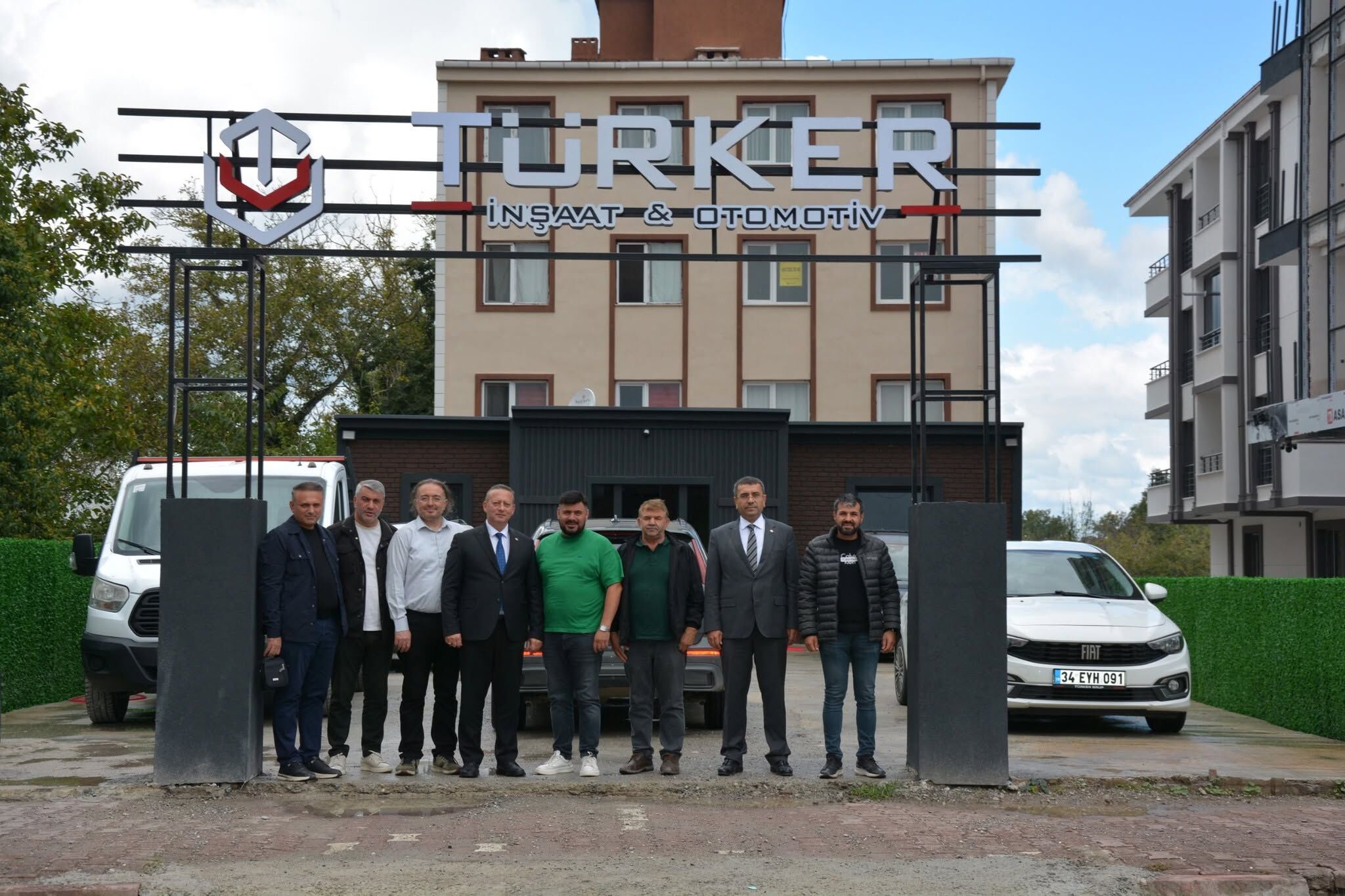 Başkan Serdal Sefa Kocabaş’tan Türker İnşaat Otomotiv'e Ziyaret