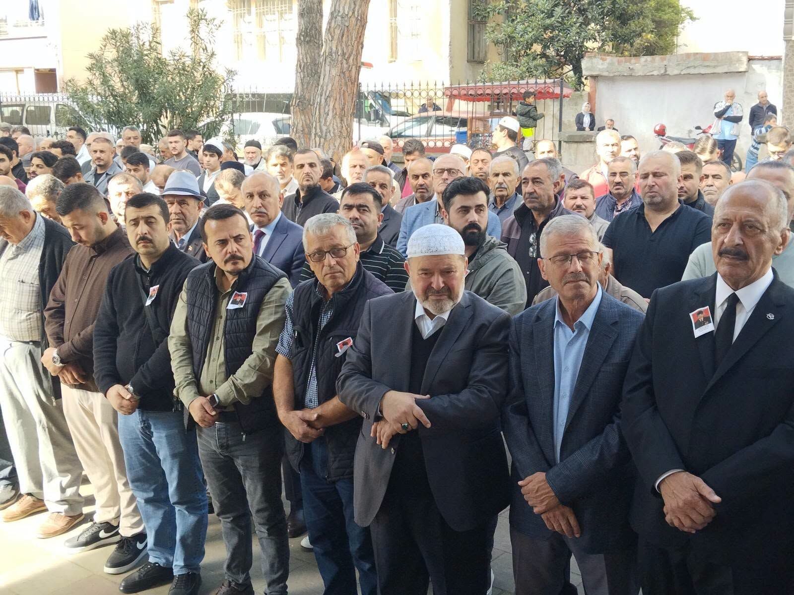 Kıbrıs Gazisi Hikmet Deniz Askerî Törenle Son Yolculuğuna Uğurlandı (4)