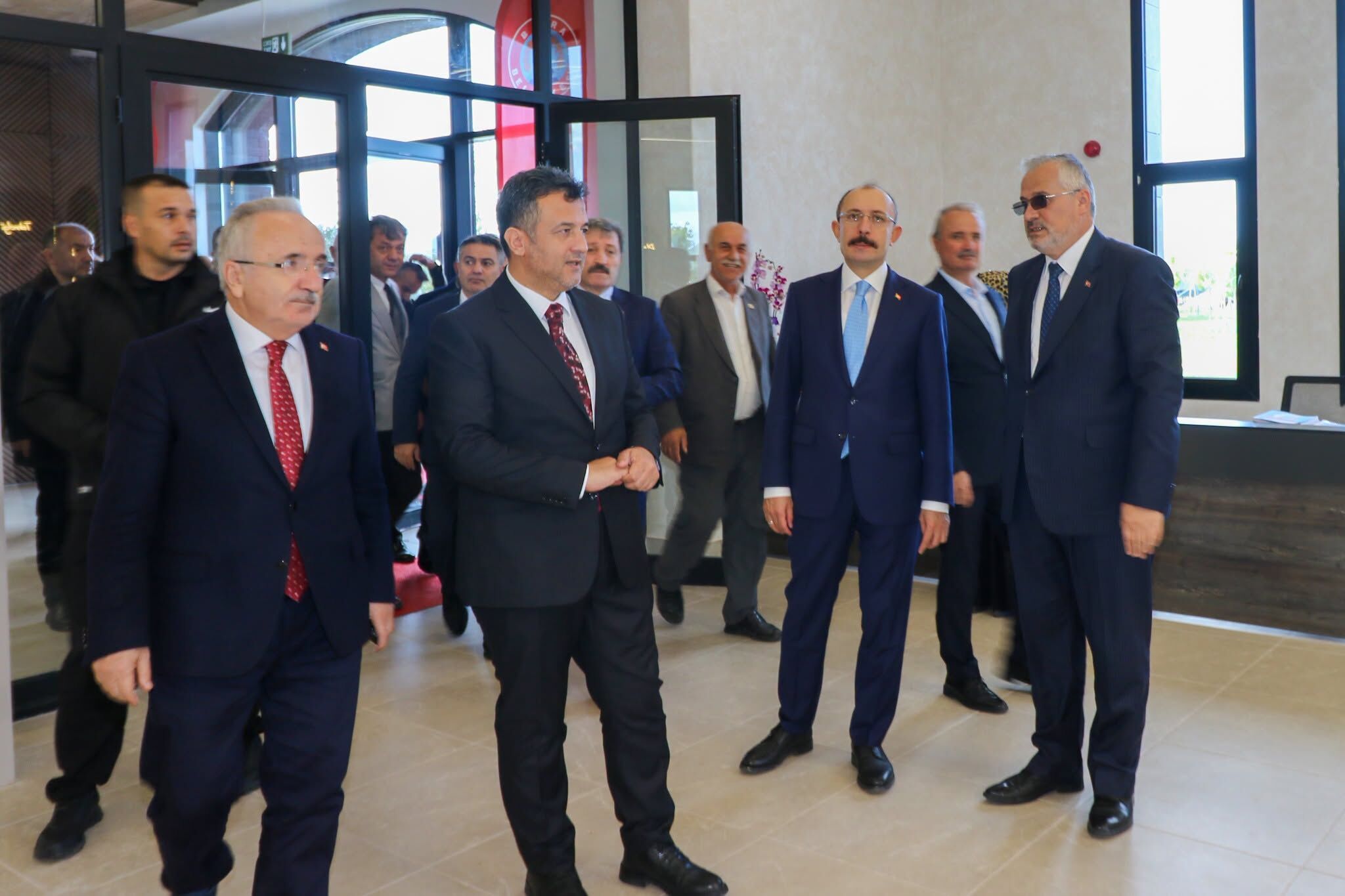 Mi̇llet Bahçesi̇ Bafra’da Şehri̇n Sosyal Ki̇mli̇ği̇ni̇ Güçlendi̇ri̇yor (5)