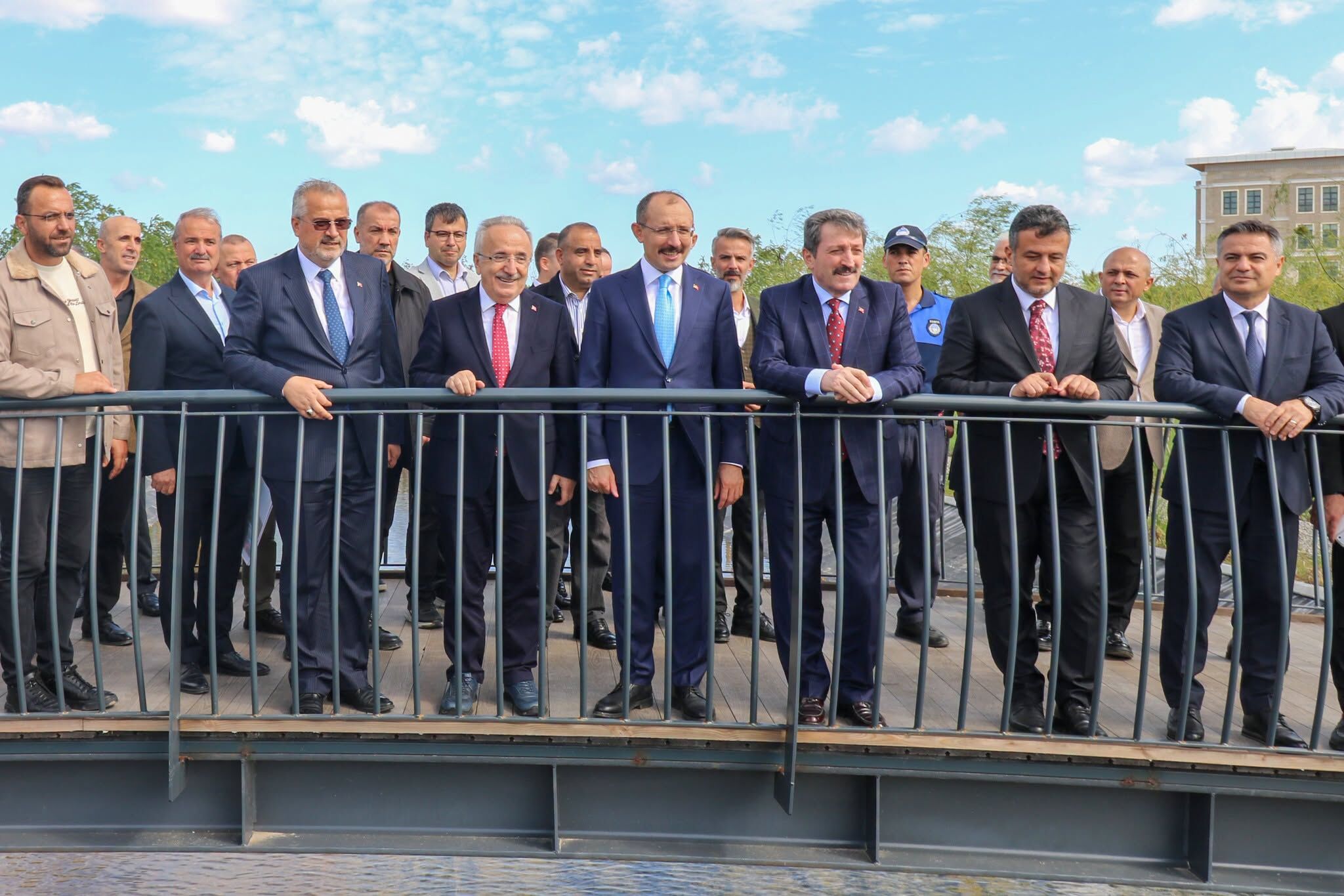 Mi̇llet Bahçesi̇ Bafra’da Şehri̇n Sosyal Ki̇mli̇ği̇ni̇ Güçlendi̇ri̇yor (6)