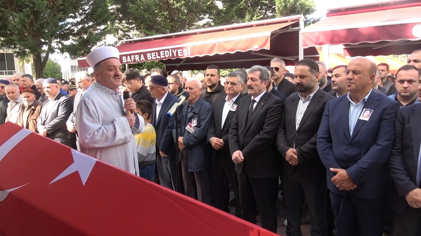 Tekne Kazasında Ölen Polis Memuru Numan Şen, Son Yolculuğuna Uğurlandı (3)